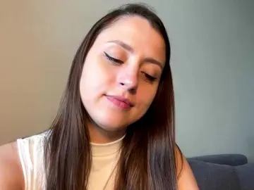 GeneviveLaudato  live sex cam