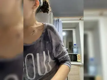 Kara-5555  live sex cam