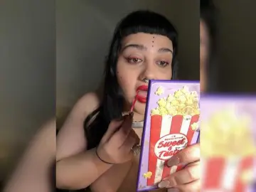 MarinaWOWremya  live sex cam