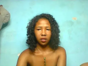 Sandii  live sex cam