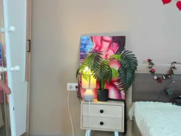 SweetLady697  live sex cam