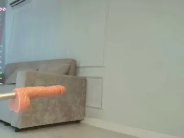 Hangohoo  live sex cam