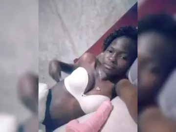 Catekagwii12  live sex cam