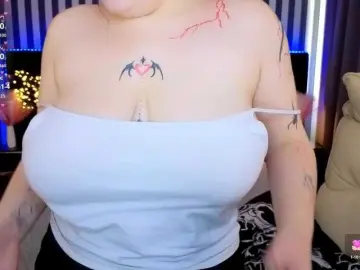 ClumsyNana  live sex cam