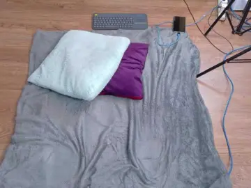 Emma-sexxy  live sex cam