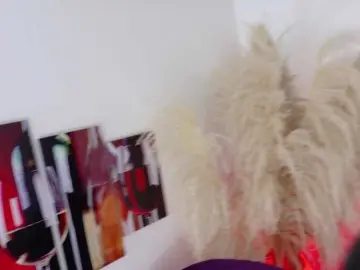 Emma-sexxy  live sex cam