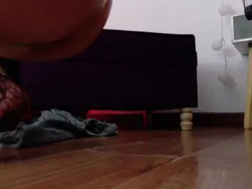 Emma-sexxy  live sex cam