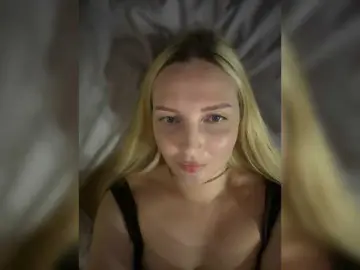 Hixan  live sex cam