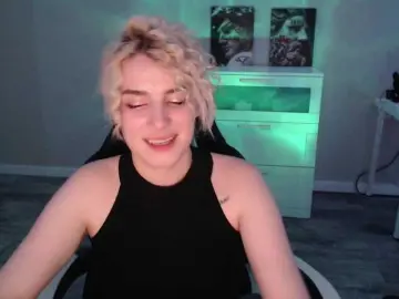 KissMeSlow-  live sex cam