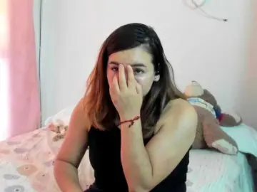 LaraCat1  live sex cam