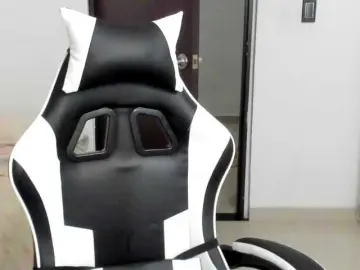 LaraCat1  live sex cam