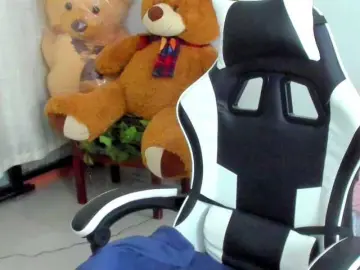 LaraCat1  live sex cam