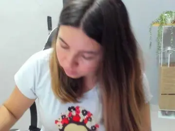 LaraCat1  live sex cam