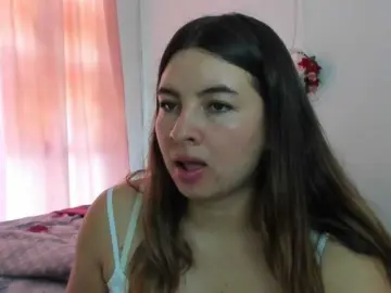 LaraCat1  live sex cam