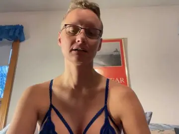 LeahWilde  live sex cam