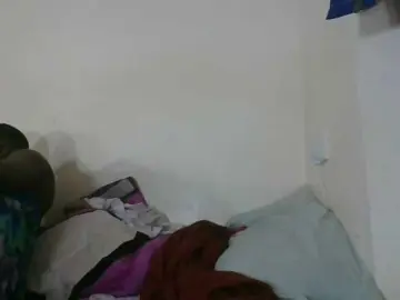 Niceone5  live sex cam