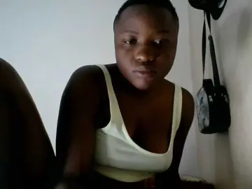 Niceone5  live sex cam