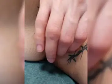 RedFox9595  live sex cam