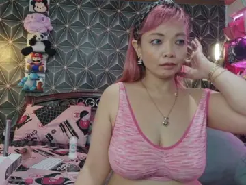 YummyMeily  live sex cam