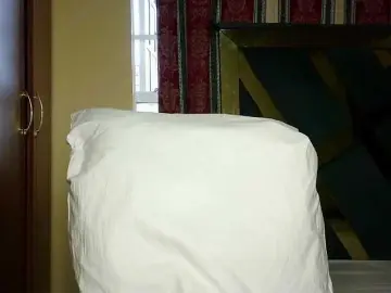 Cuteone2  live sex cam