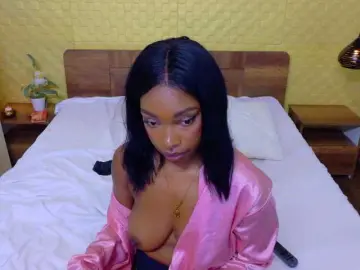 Shamira-moore  live sex cam