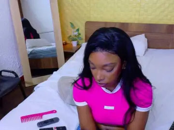 Shamira-moore  live sex cam