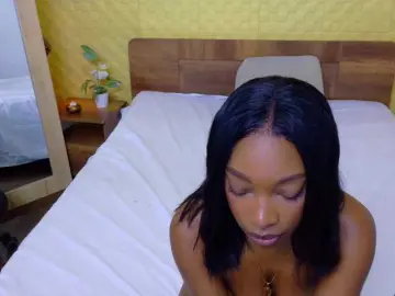 Shamira-moore  live sex cam