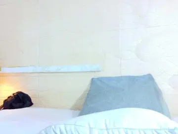 Shamira-moore  live sex cam