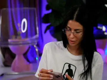 EvaAmanti  live sex cam