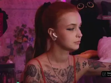 GoodyGirl  live sex cam