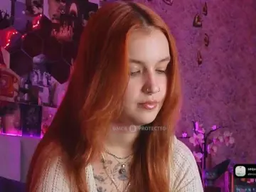 GoodyGirl  live sex cam