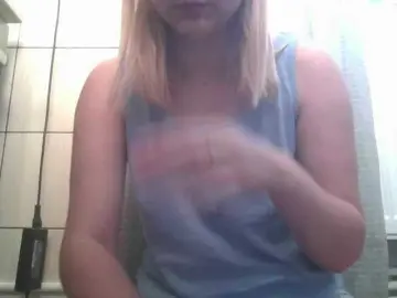 Irenne18  live sex cam