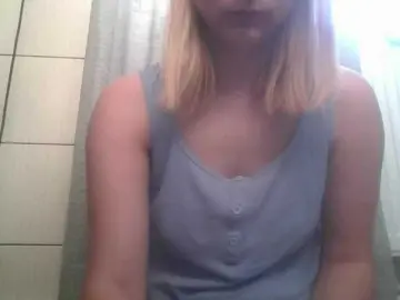 Irenne18  live sex cam