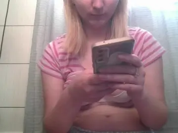 Irenne18  live sex cam