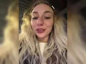 Janchi-  live sex cam