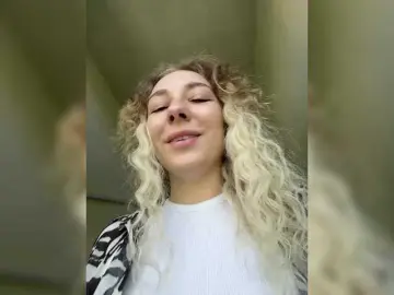 Janchi-  live sex cam