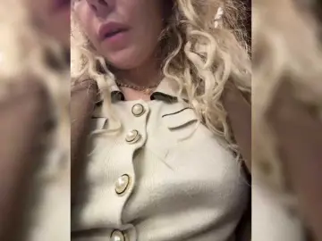 Janchi-  live sex cam