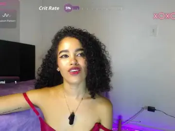 Kiara-Lux  live sex cam