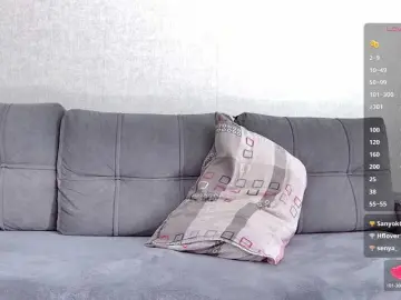 Li1Kitty  live sex cam