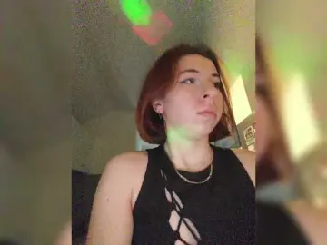 LunaBrush9  live sex cam