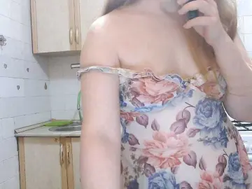 Sweety-Katie  live sex cam