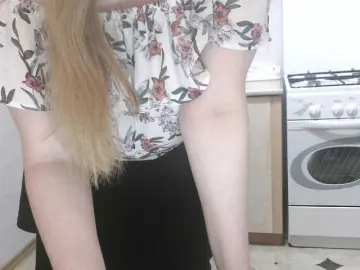 Sweety-Katie  live sex cam