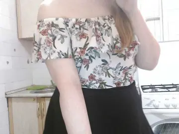 Sweety-Katie  live sex cam