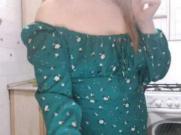 Sweety-Katie  live sex cam
