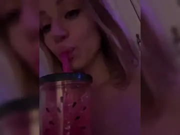 ViviRoss  live sex cam