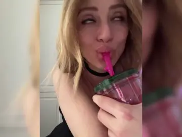 ViviRoss  live sex cam
