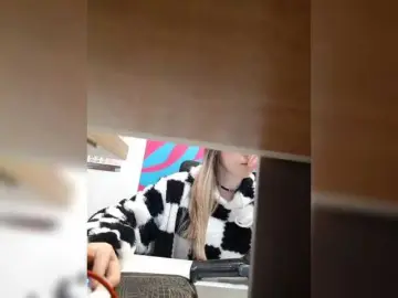 Angelinamik  live sex cam