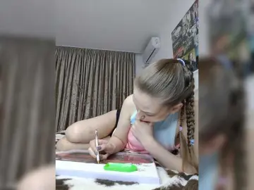 Schumaxer777  live sex cam