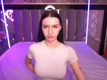 SnowWhiteee  live sex cam