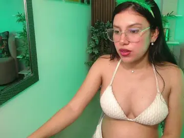 Tina-Lewis  live sex cam